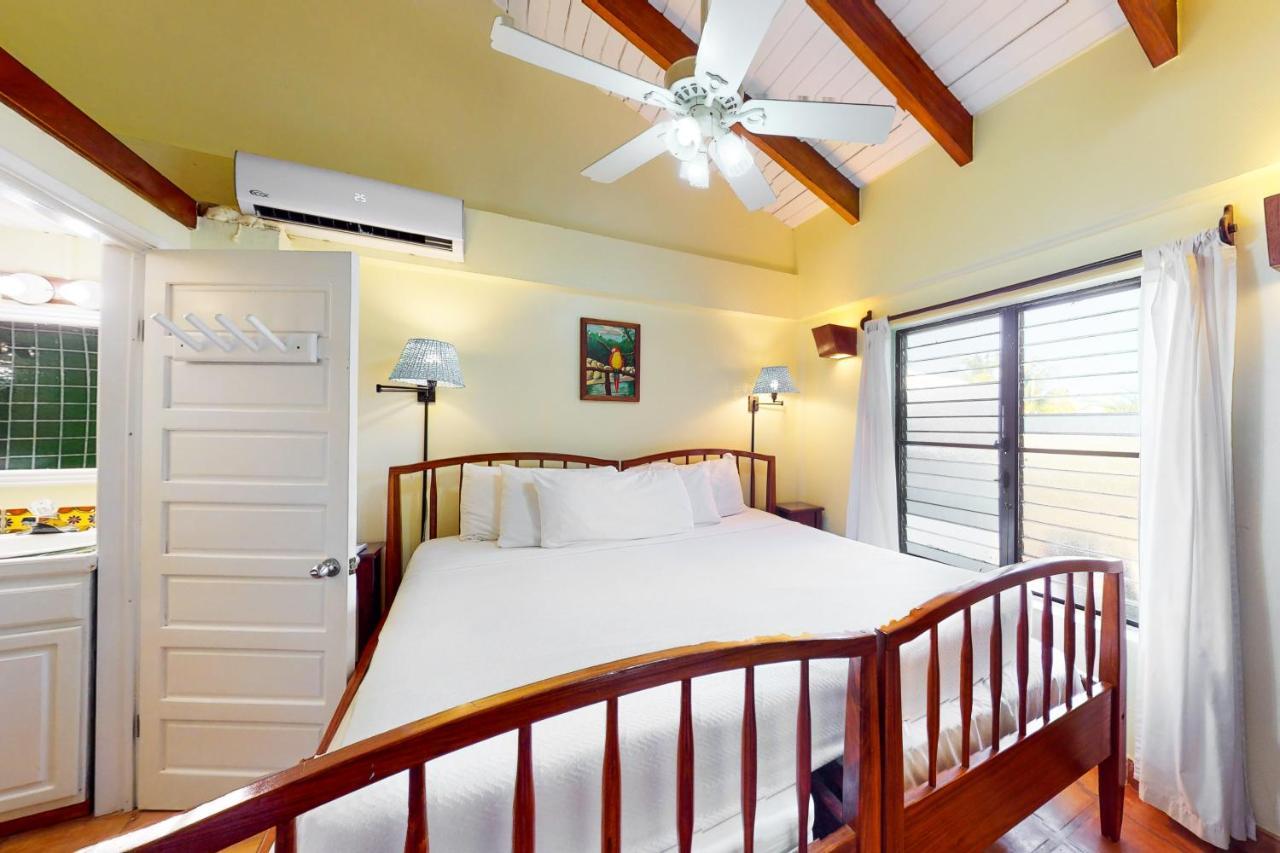 Condo #27 @ Beachside Villas 단그리가 외부 사진