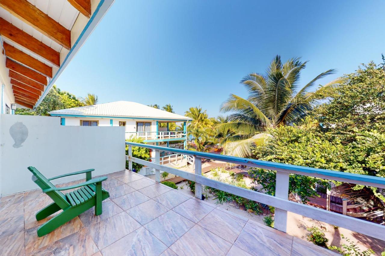 Condo #27 @ Beachside Villas 단그리가 외부 사진
